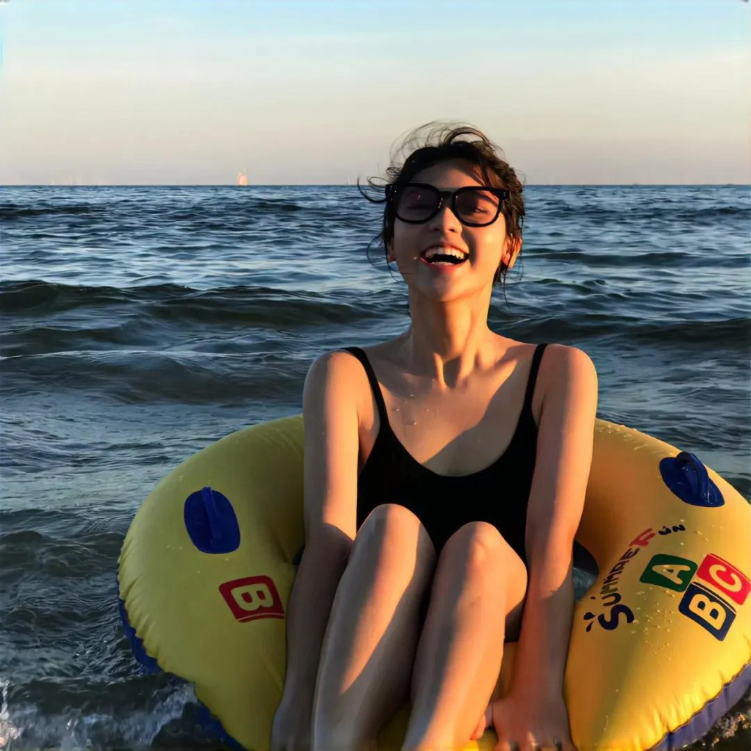 机械娇娃海报
